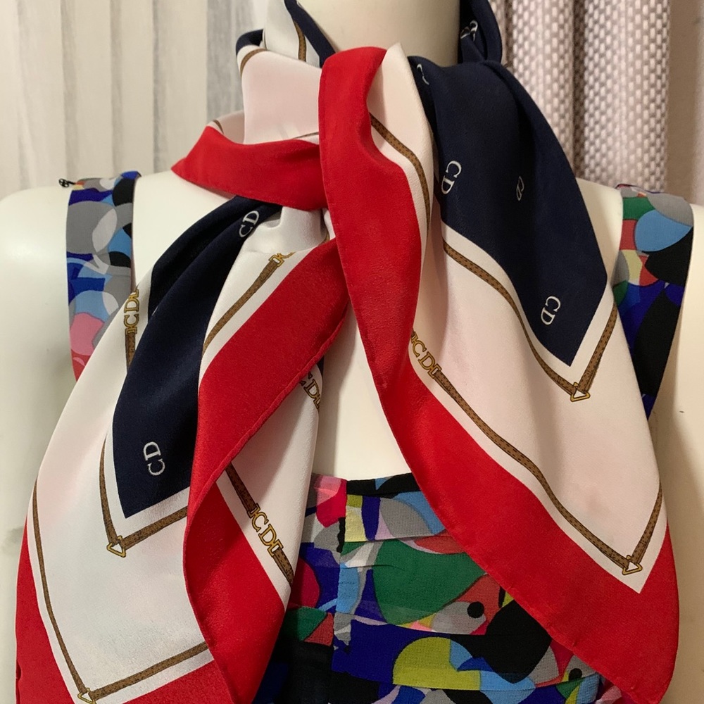 Christian Dior Scarf 100%silk  28/28 in - Picture 6 of 6